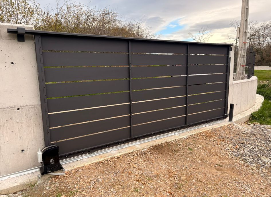 Corredera lamas de aluminio separadas